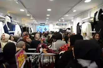 Bayburt'ta İndirimli Giyimde Yoğunluk!