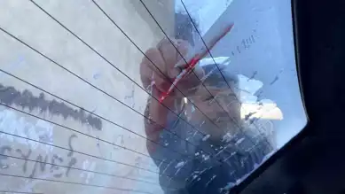 Buzlu Camlar İçin Pratik Çözüm: Tuzlu Su!