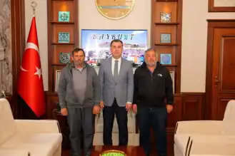 Şehit Ailesi Valiyi Ziyaret Etti