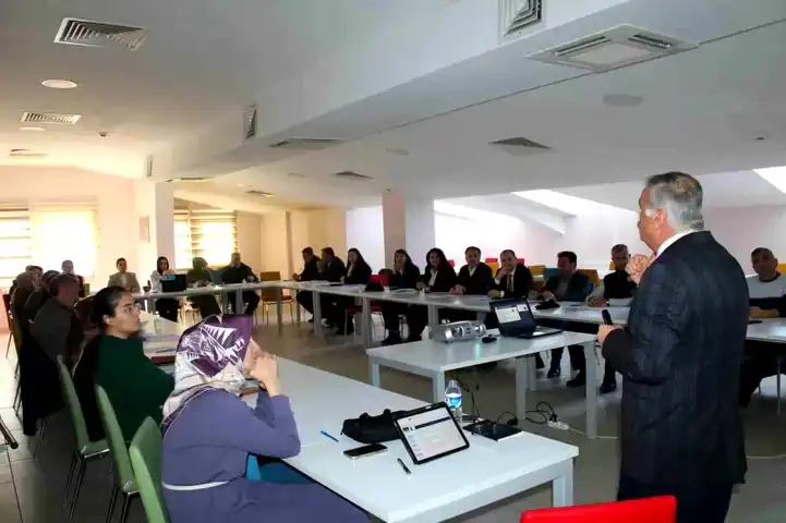 Bayburt'ta Aile Güçlendirme Planı Tartışıldı