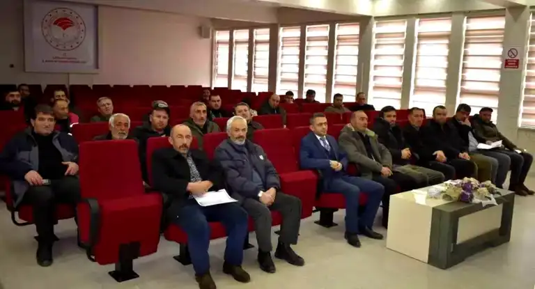 Bayburt'ta Hayvan Nakli Eğitimi Verildi