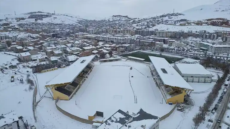 Şiddetli Kar Yağışının Ardından Kentte Temizlik Çalışmaları