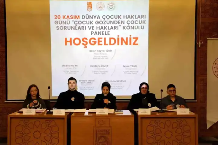 Çocuklar Haklarını Anlattı: Bayburt'ta Özel Panel
